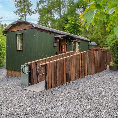 Feriehus Willow Lodge, District Shepherd Hut With Hot Tub *
